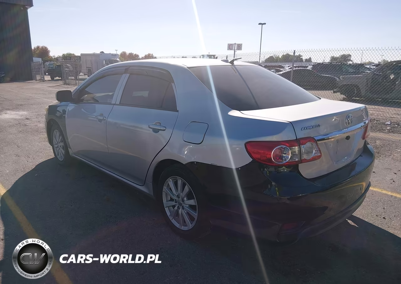 2010 Toyota Corolla Le VIN:1NXBU4EE4AZ383259 - 3