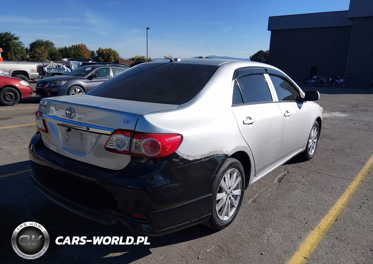 2010 Toyota Corolla Le VIN:1NXBU4EE4AZ383259 - 4