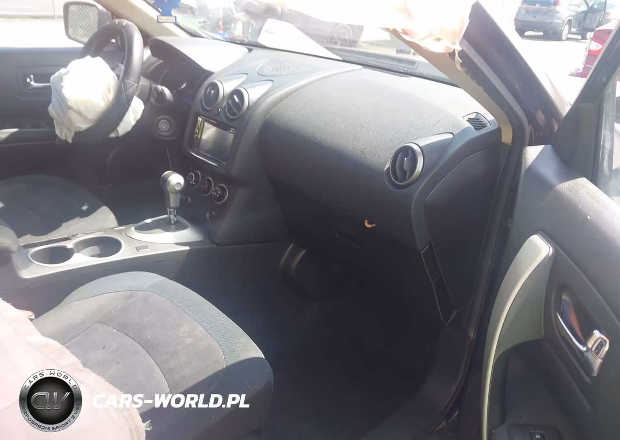 2015 Nissan Rogue Select S VIN:JN8AS5MT1FW656136 - 5