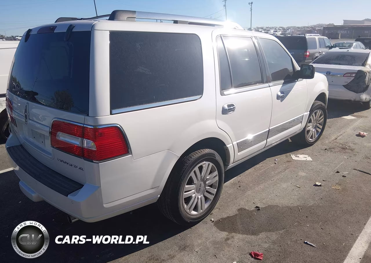 2012 Lincoln Navigator VIN:5LMJJ2H5XCEL00223 - 4