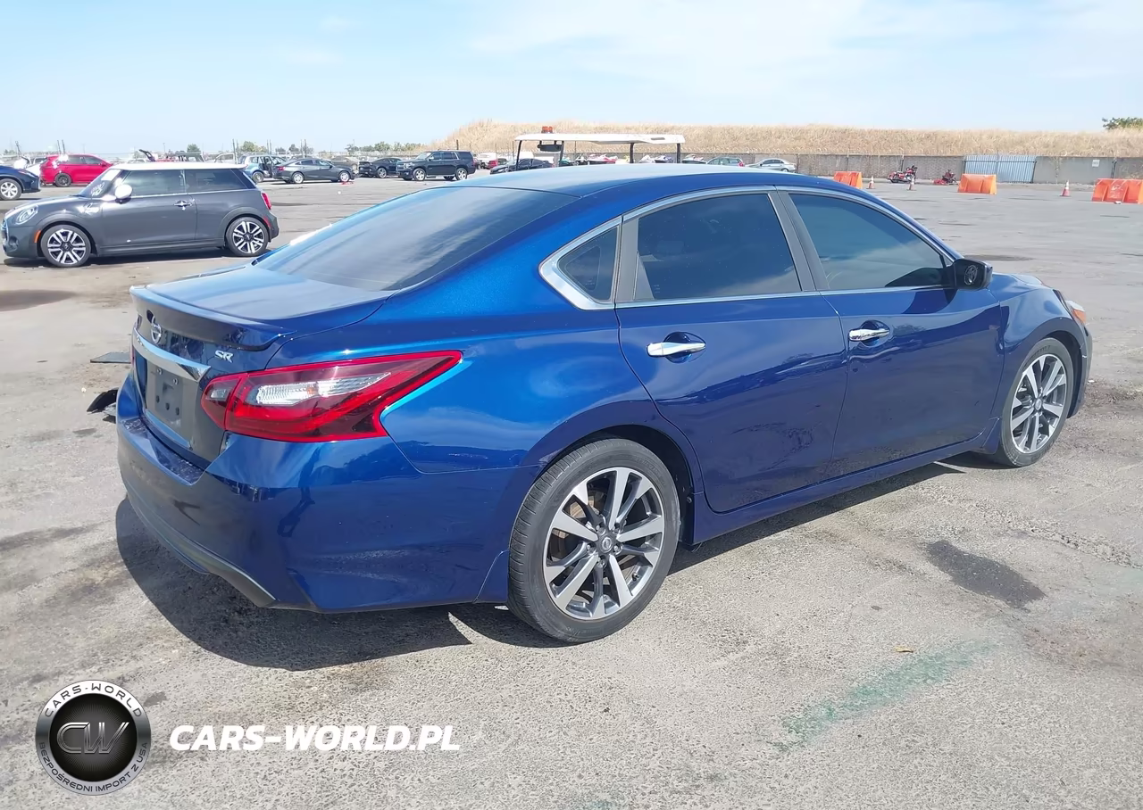 2017 Nissan Altima 2.5 Sr VIN:1N4AL3AP7HC273025 - 4