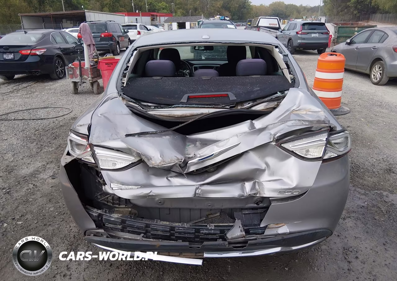 2016 Chrysler 200 Limited VIN:1C3CCCAB9GN121665 - 6