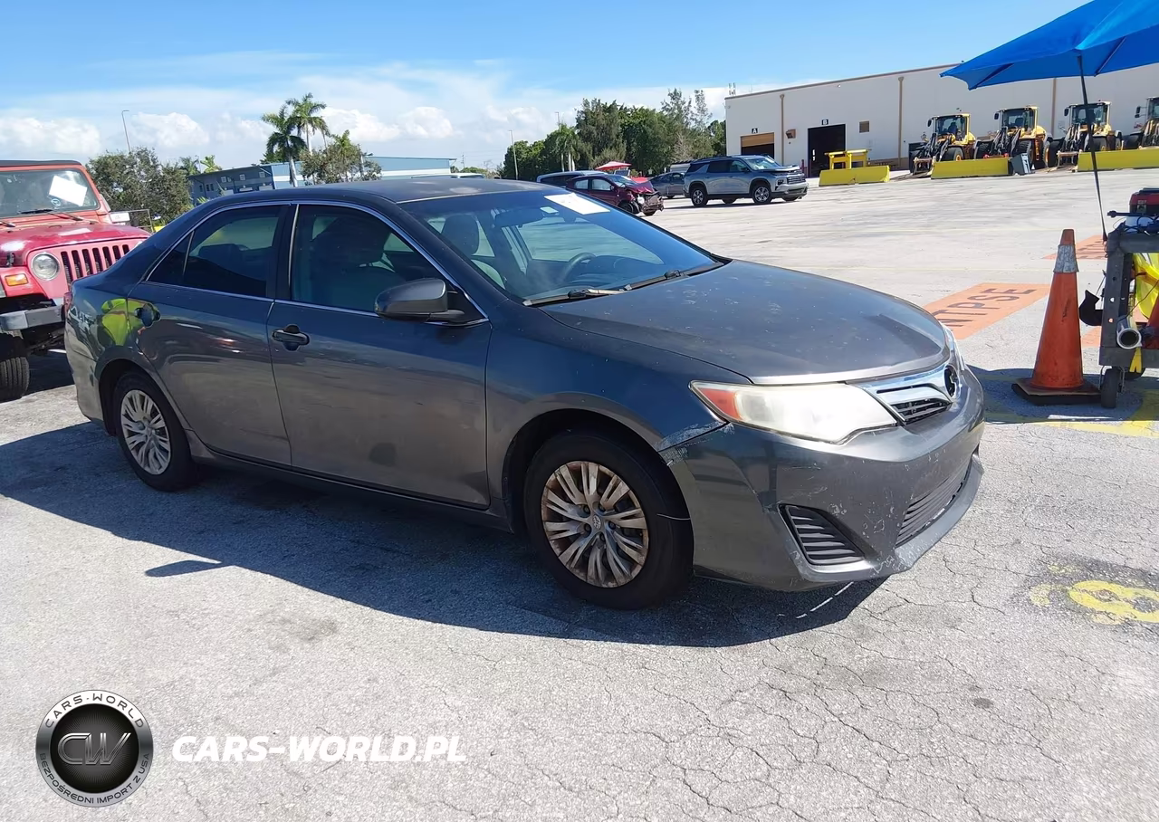 2013 Toyota Camry L
