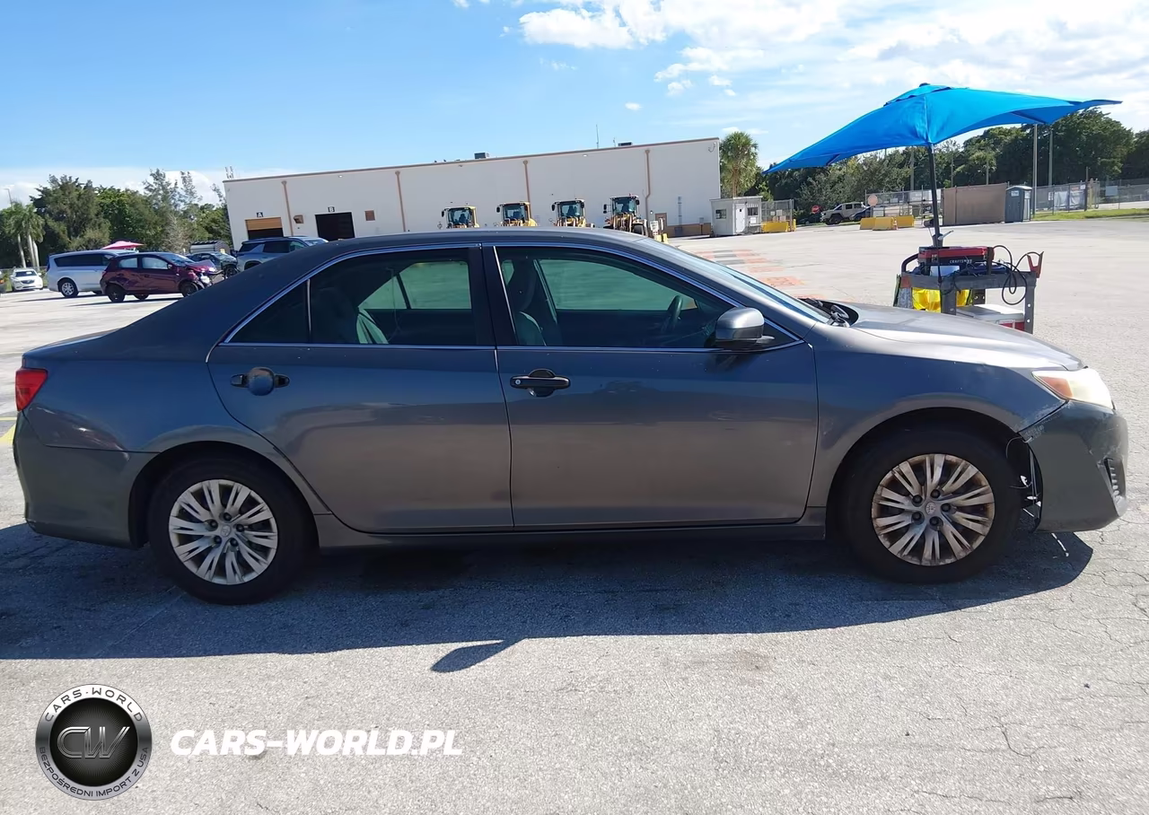 2013 Toyota Camry L VIN:4T1BF1FK2DU718634 - 13