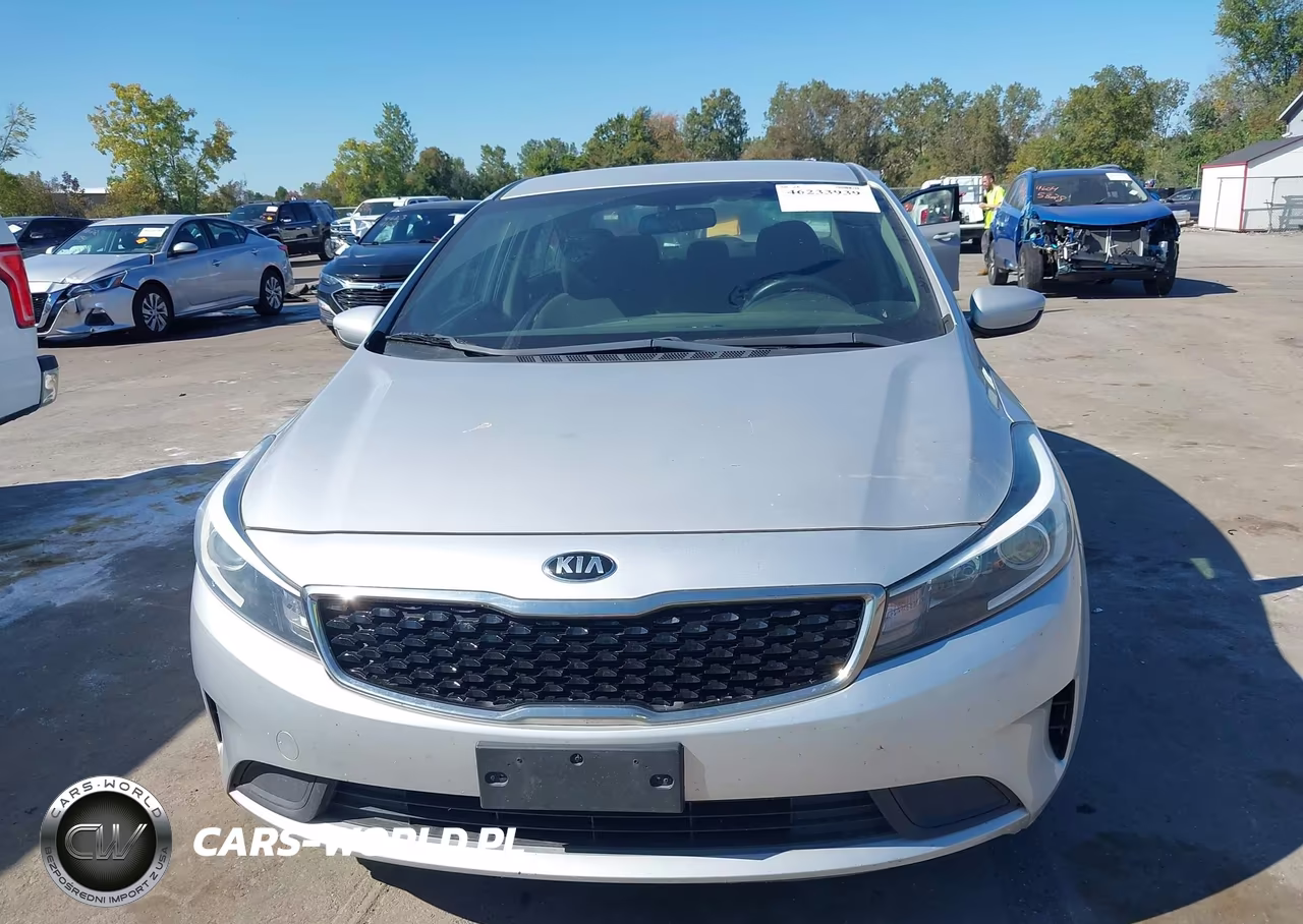 2018 Kia Forte Lx VIN:3KPFL4A72JE214291 - 13