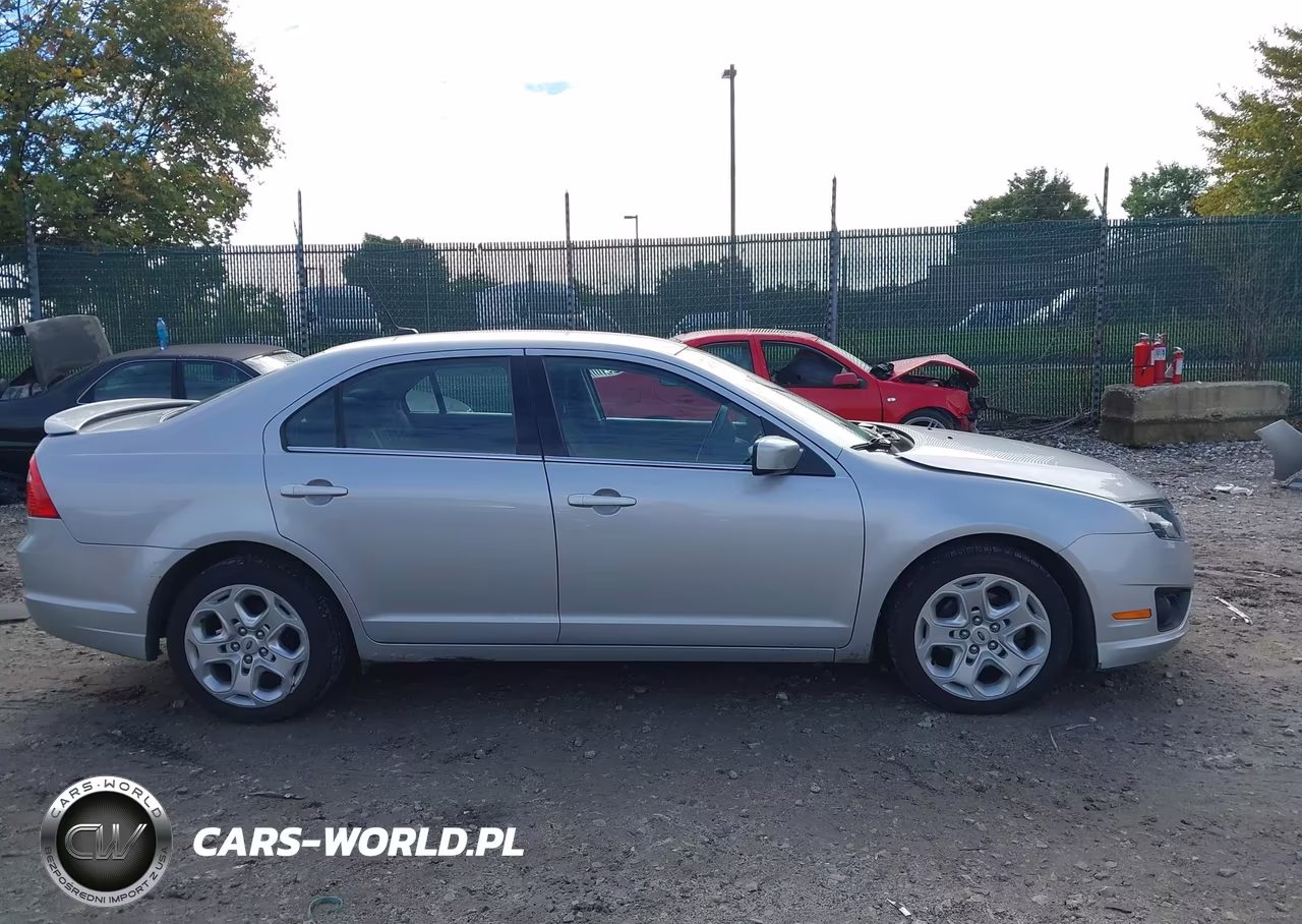 2010 Ford Fusion Se VIN:3FAHP0HA7AR136371 - 12