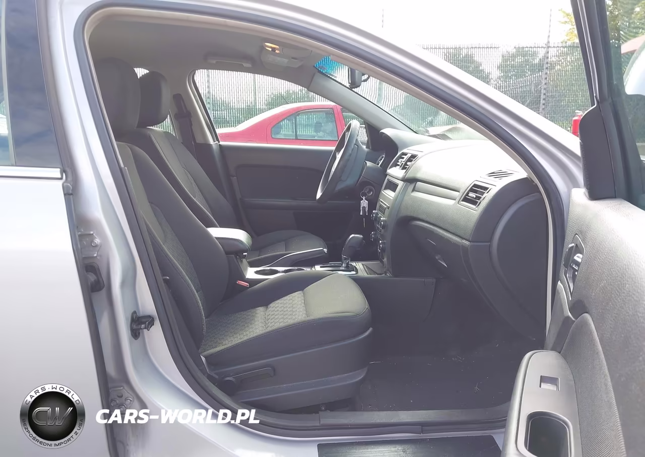 2010 Ford Fusion Se VIN:3FAHP0HA7AR136371 - 5