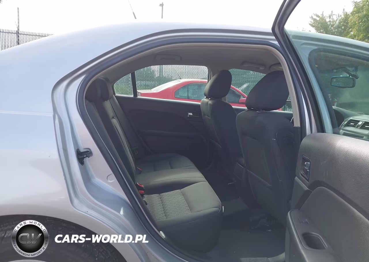 2010 Ford Fusion Se VIN:3FAHP0HA7AR136371 - 8