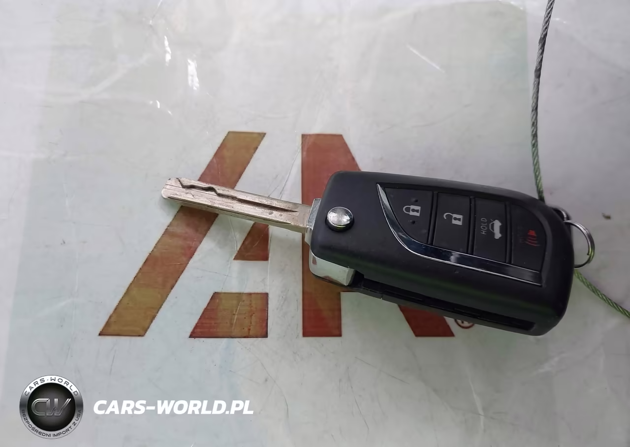 2020 Toyota Camry Le VIN:4T1C11AK4LU928936 - 11