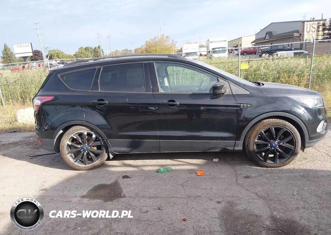 2018 Ford Escape Se VIN:1FMCU9GD6JUA96589 - 13