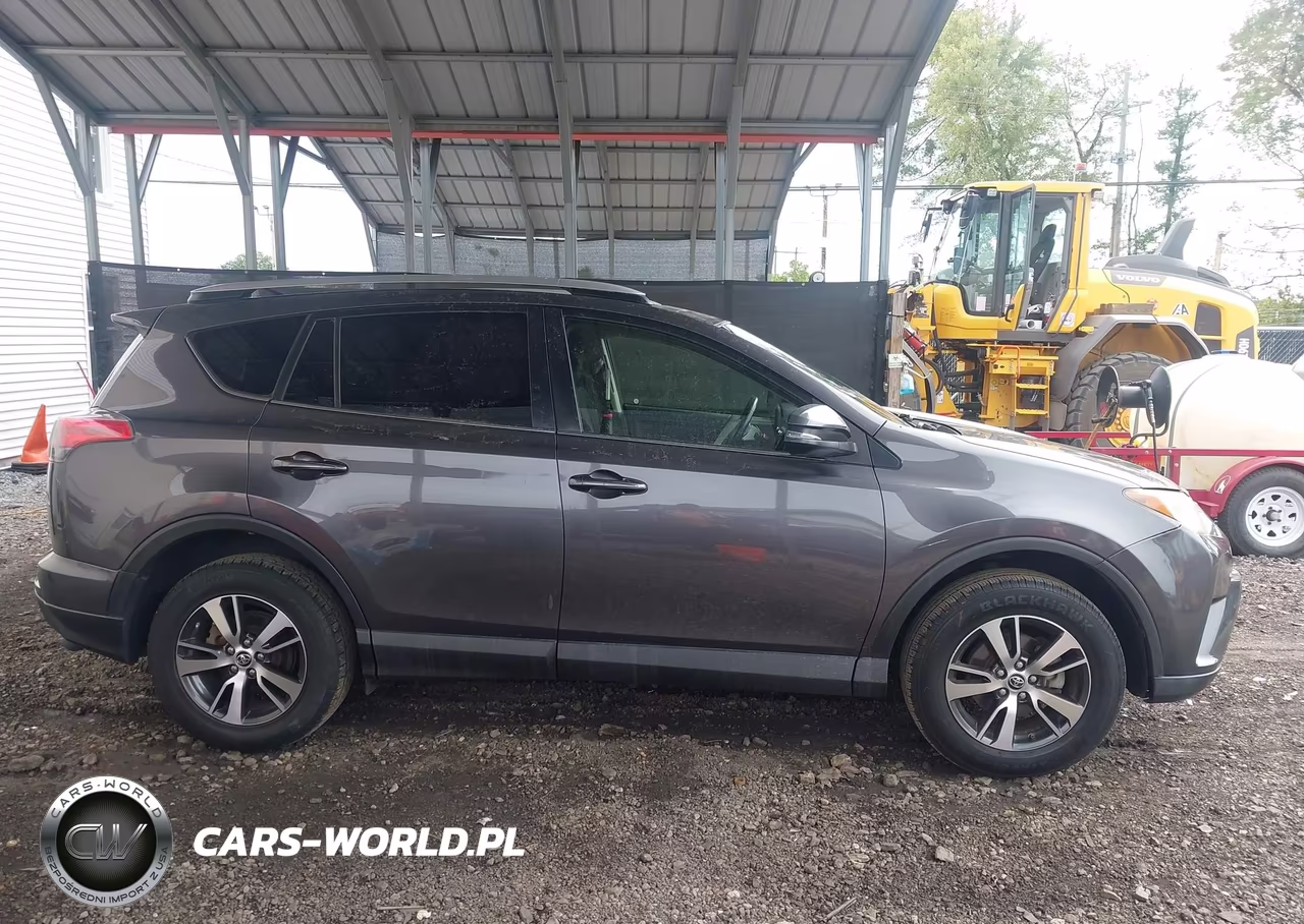 2016 Toyota Rav4 Xle VIN:JTMRFREV2GJ096264 - 13
