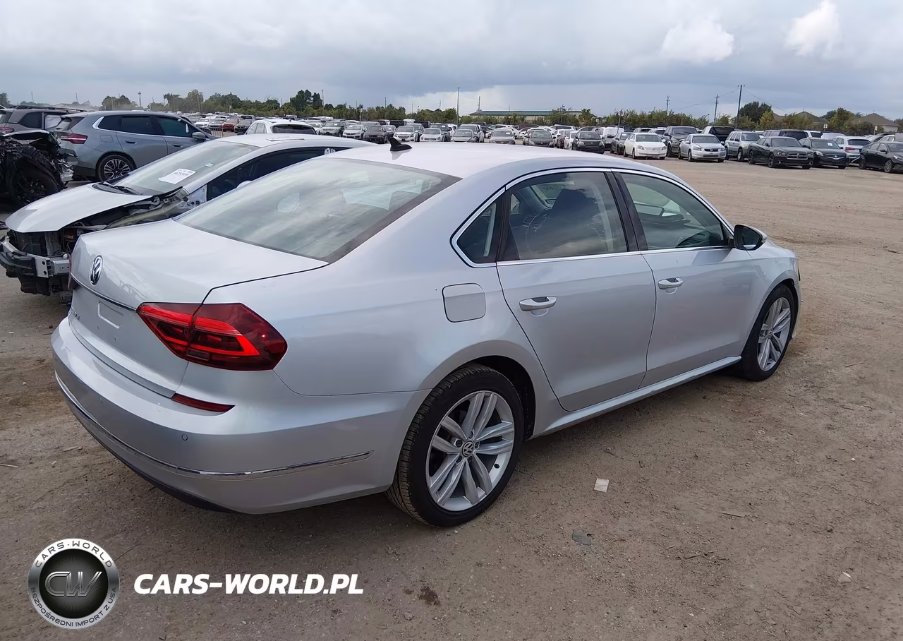 2018 Volkswagen Passat 2.0T Se VIN:1VWBA7A30JC013951 - 4