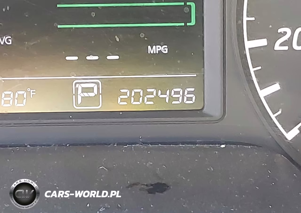 2016 Nissan Sentra S VIN:3N1AB7AP9GY324571 - 15
