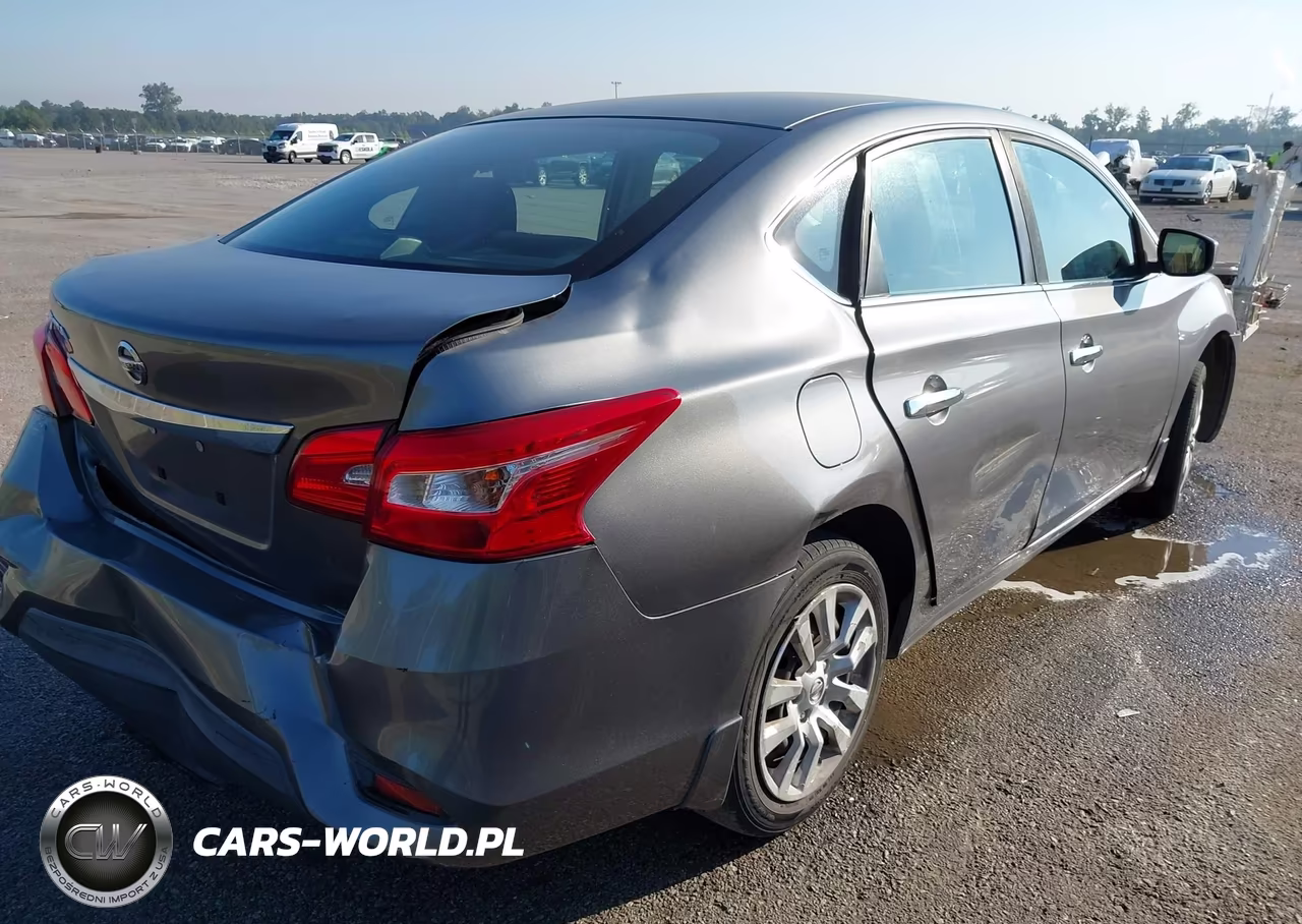 2016 Nissan Sentra S VIN:3N1AB7AP9GY324571 - 4