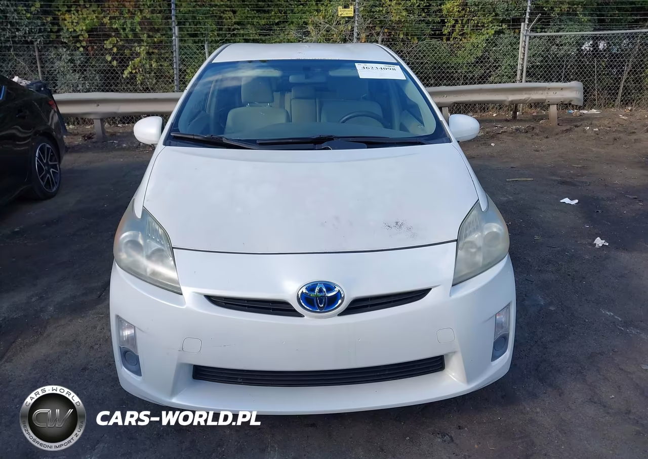 2011 Toyota Prius Three VIN:JTDKN3DU2B1399323 - 6