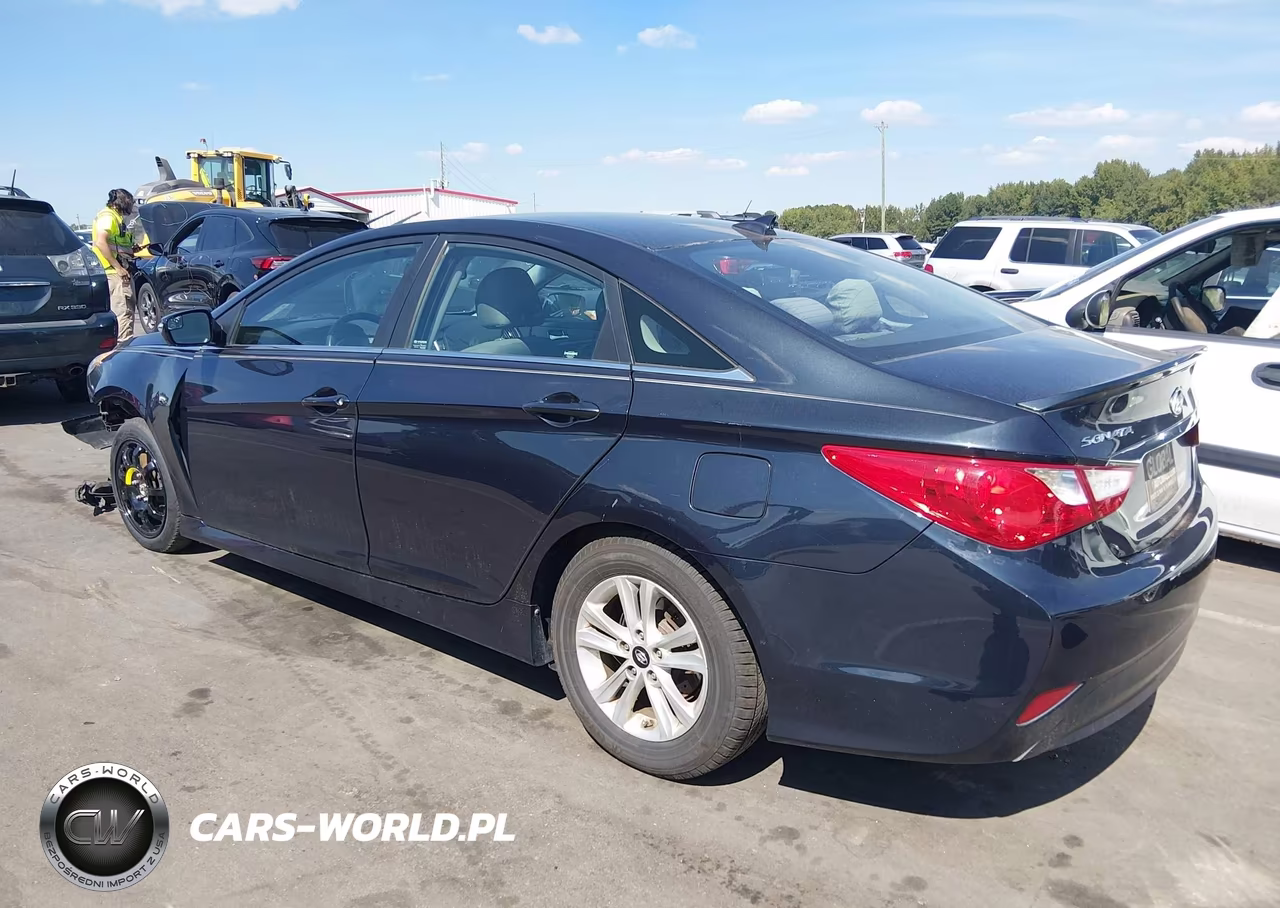 2014 Hyundai Sonata Gls VIN:5NPEB4AC3EH923471 - 3