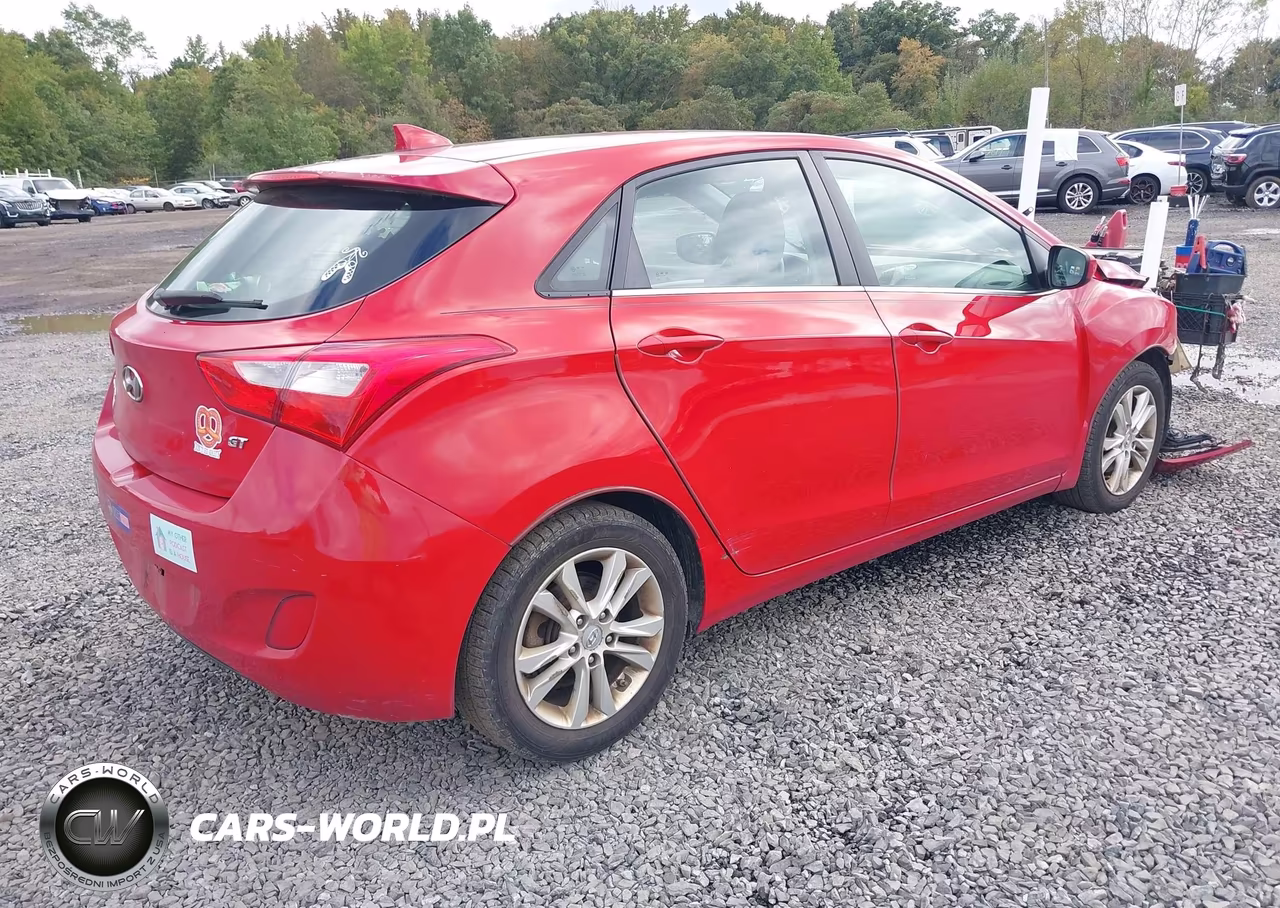 2013 Hyundai Elantra Gt VIN:KMHD35LE0DU025567 - 4