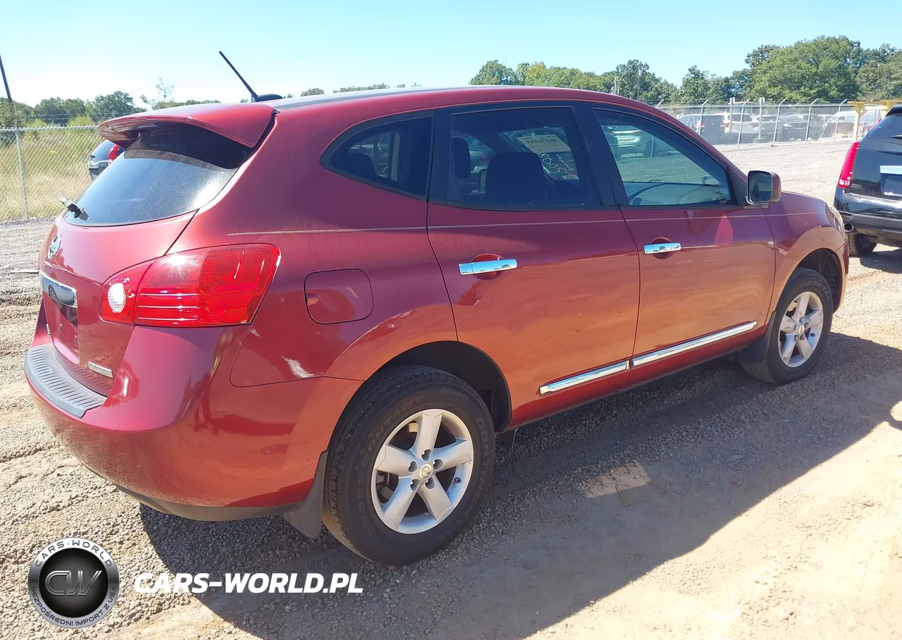 2013 Nissan Rogue S VIN:JN8AS5MT0DW038092 - 4