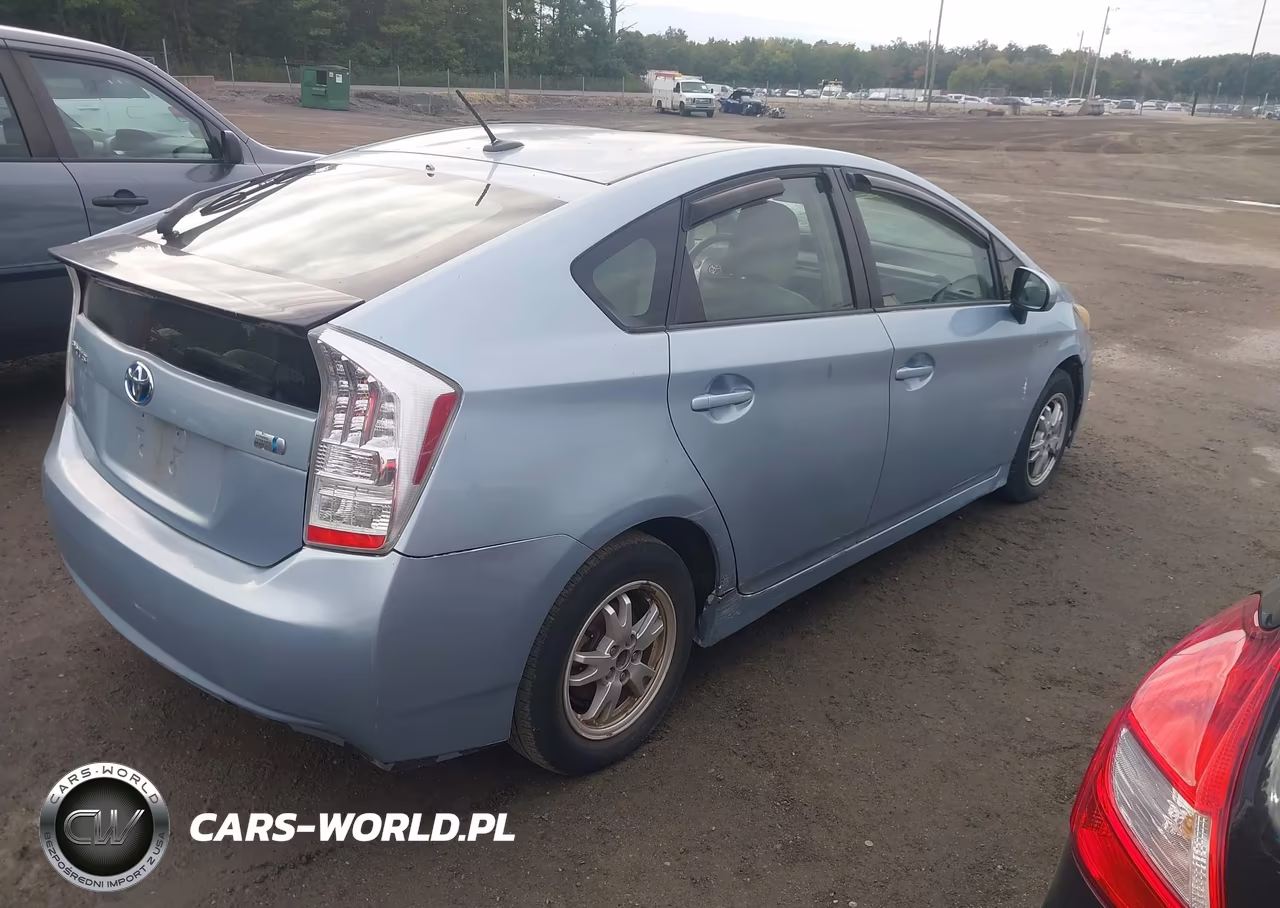 2010 Toyota Prius Iii VIN:JTDKN3DU8A1288757 - 4