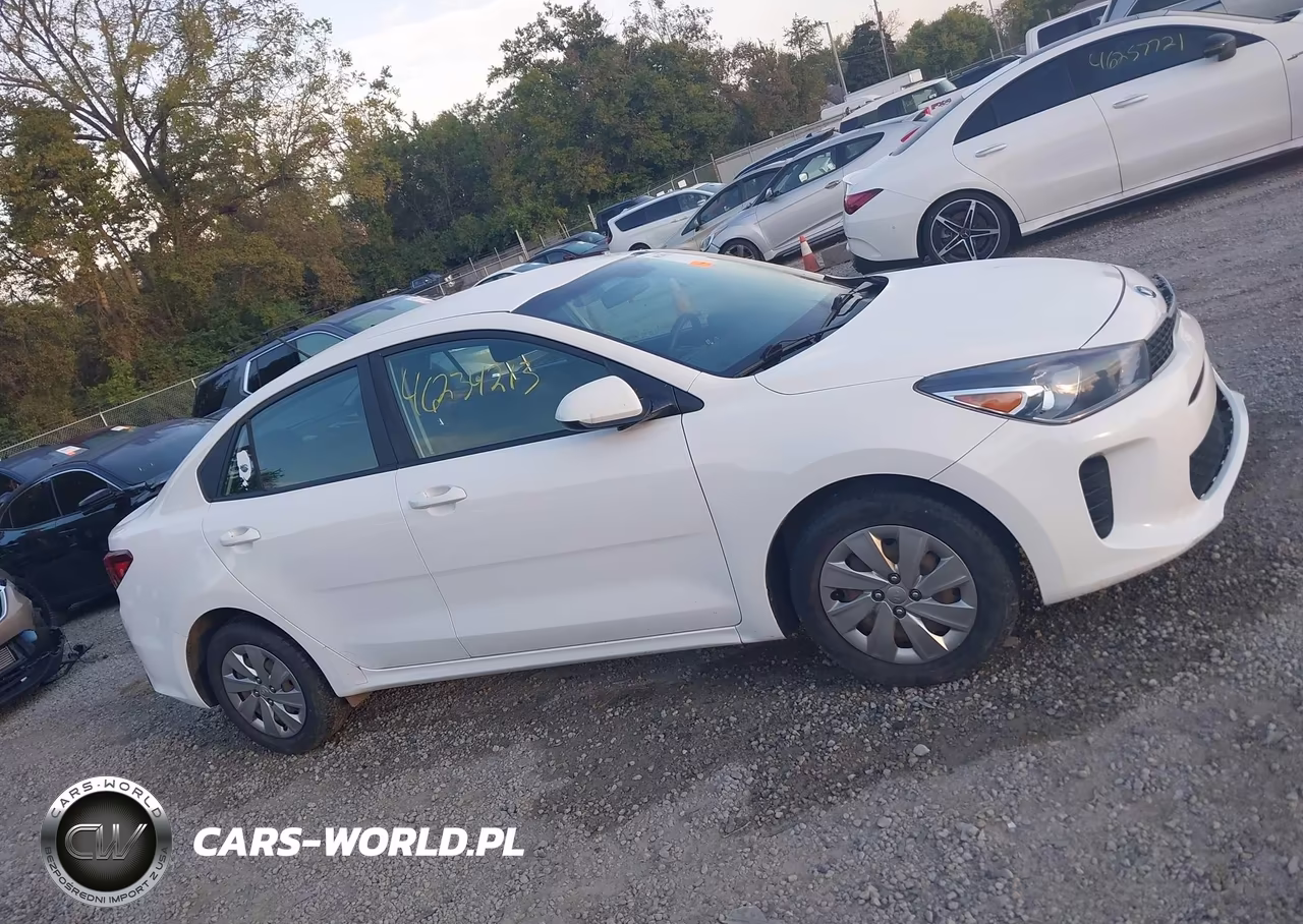 2018 Kia Rio S VIN:3KPA24AB6JE099664 - 13