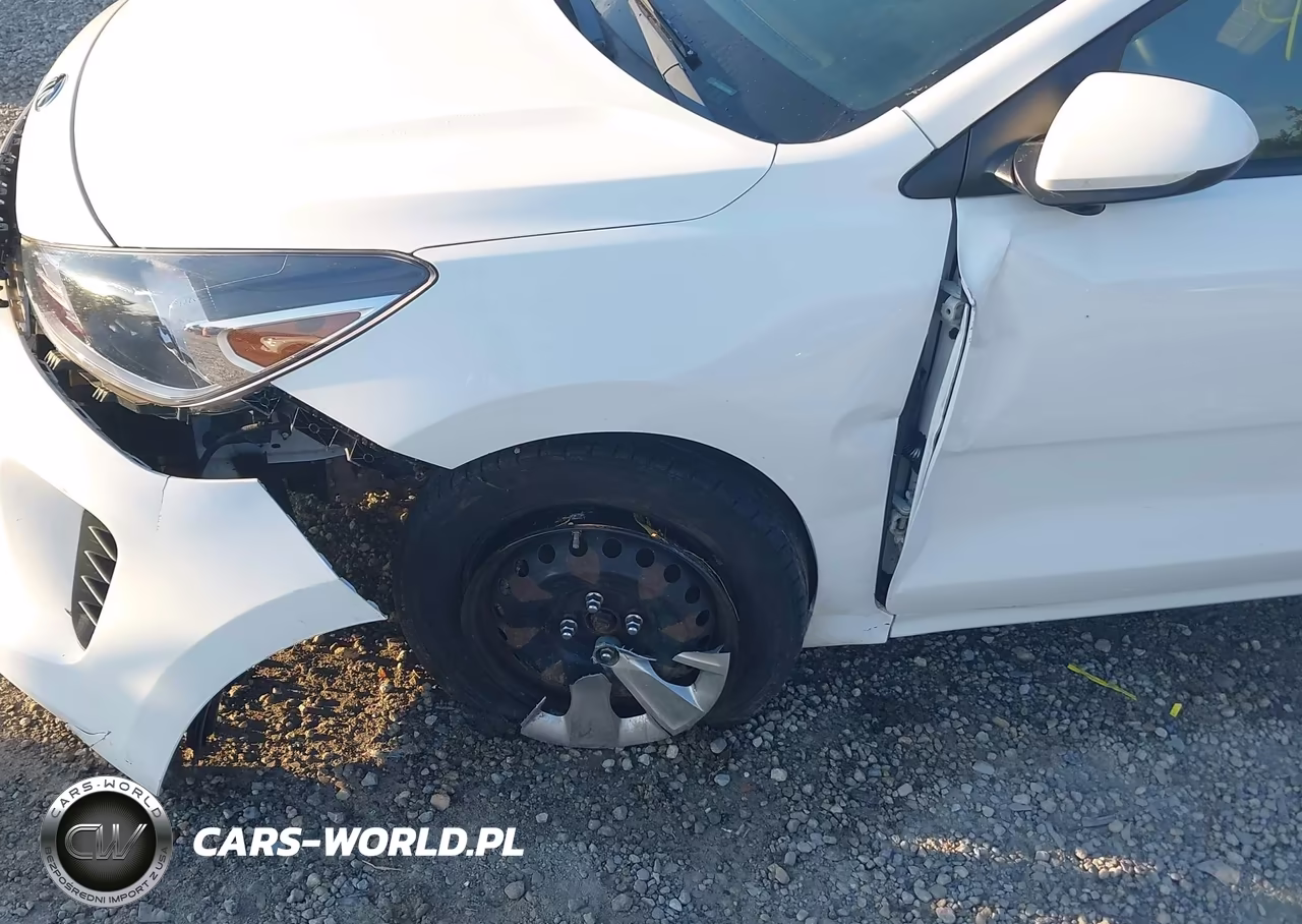 2018 Kia Rio S VIN:3KPA24AB6JE099664 - 6