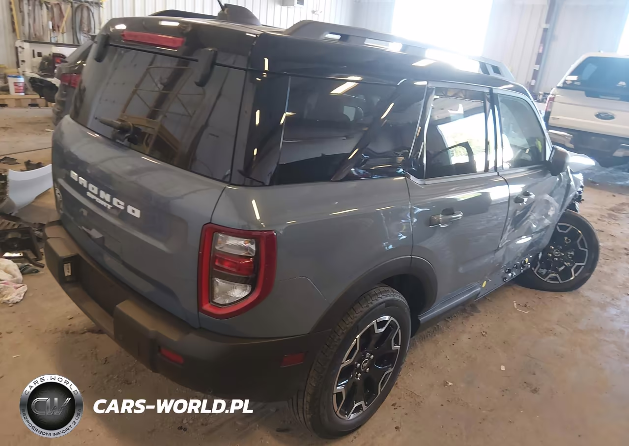 2026 Ford Bronco Sport Outer Banks VIN:3FMCR9CN2TRF02765 - 4