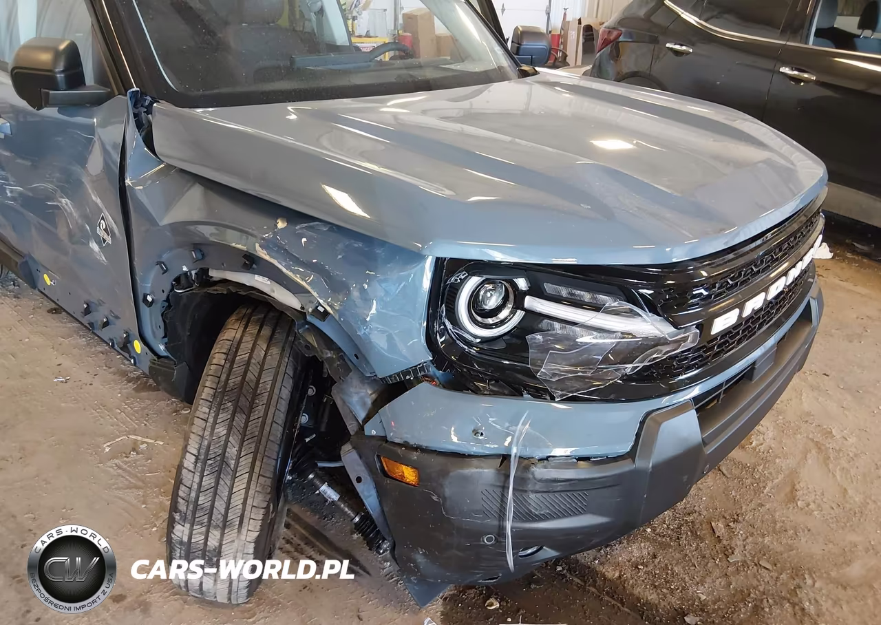 2026 Ford Bronco Sport Outer Banks VIN:3FMCR9CN2TRF02765 - 6