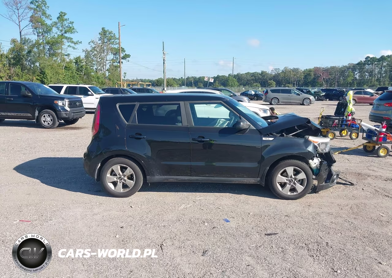 2018 Kia Soul VIN:KNDJN2A29J7900003 - 13