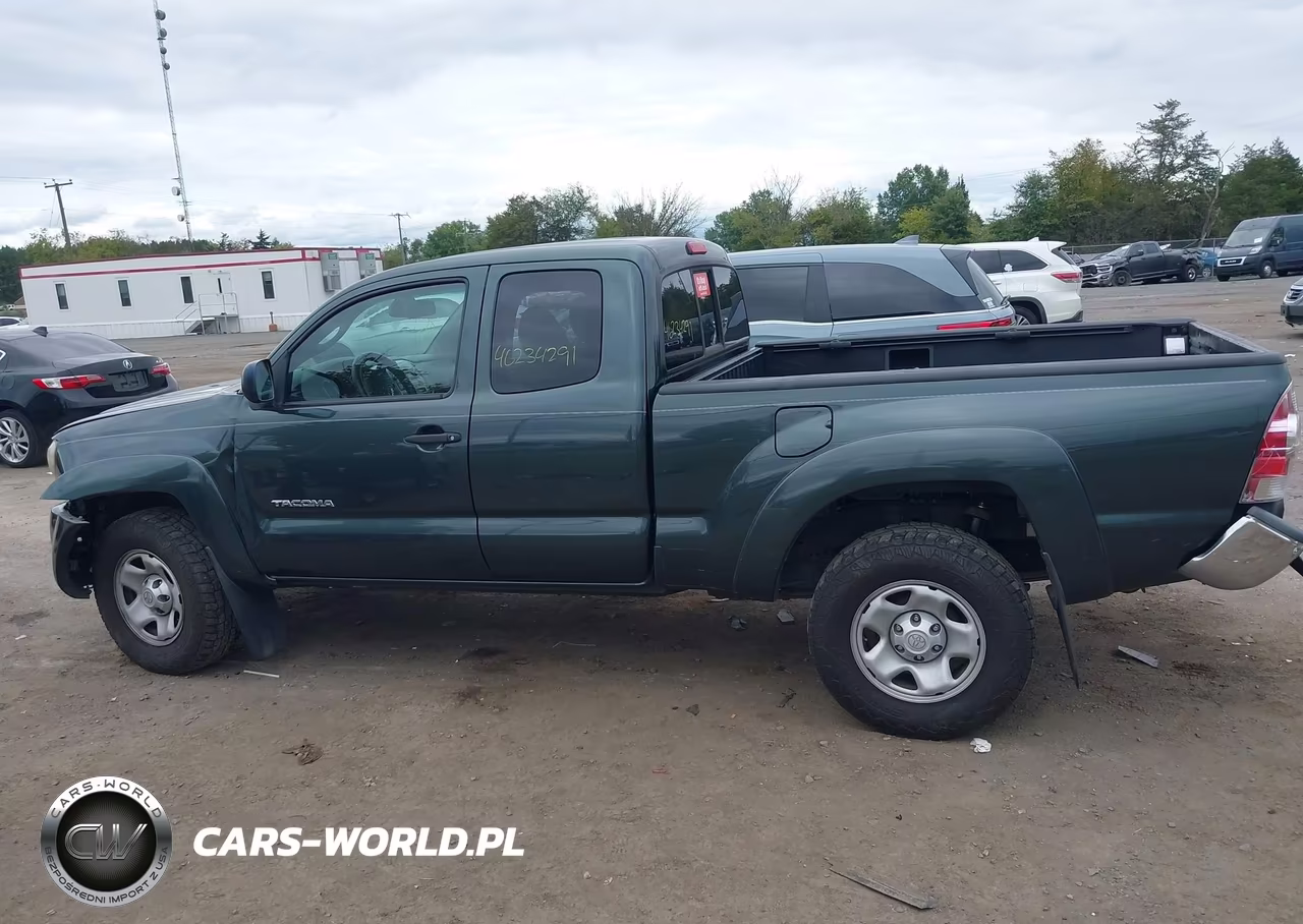 2011 Toyota Tacoma Prerunner V6 VIN:5TFTU4GN6BX010729 - 14