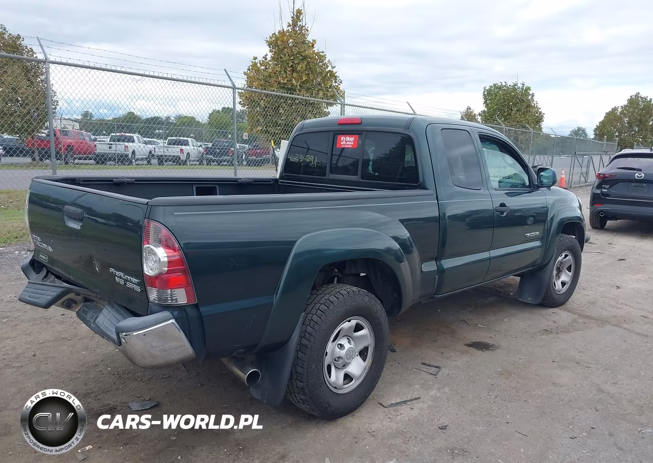 2011 Toyota Tacoma Prerunner V6 VIN:5TFTU4GN6BX010729 - 4