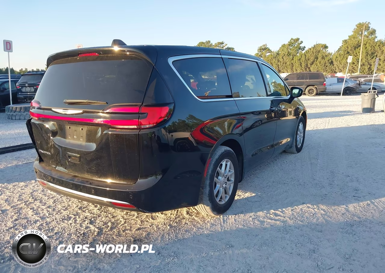 2025 Chrysler Pacifica Select VIN:2C4RC1BG4SR595460 - 4