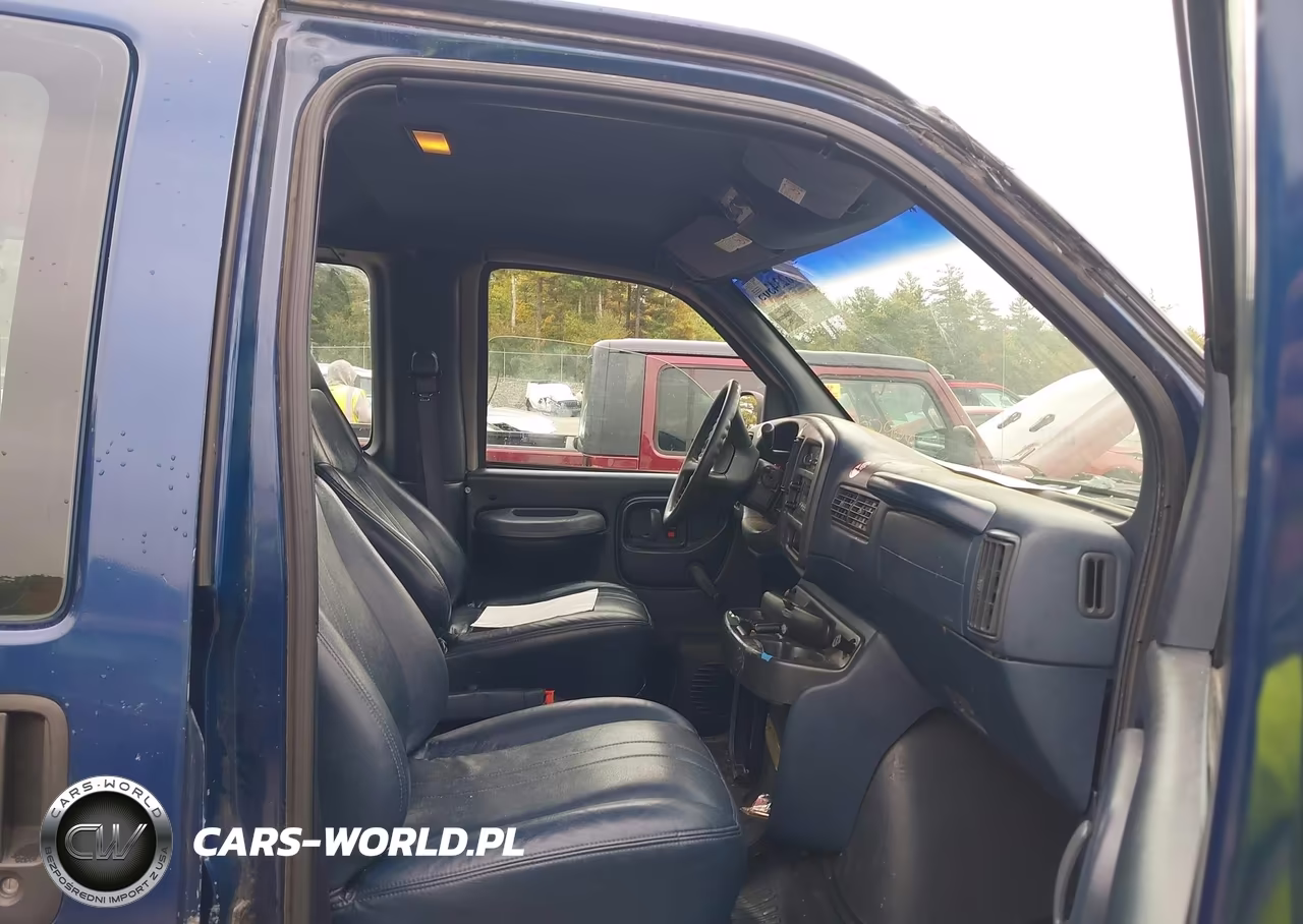 2000 Chevrolet Express VIN:1GAHG39R0Y1118162 - 5