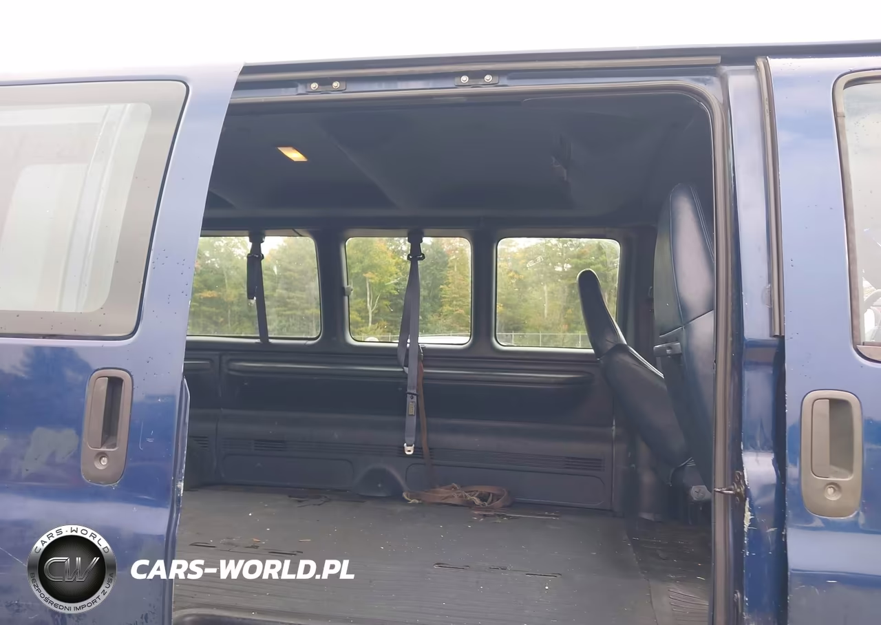 2000 Chevrolet Express VIN:1GAHG39R0Y1118162 - 8