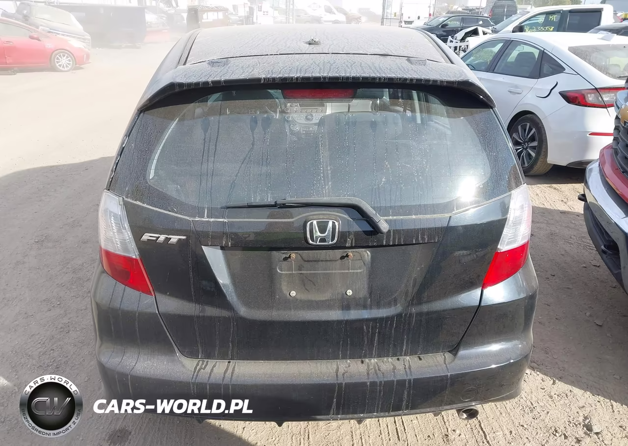 2009 Honda Fit Sport VIN:JHMGE88469C000682 - 17