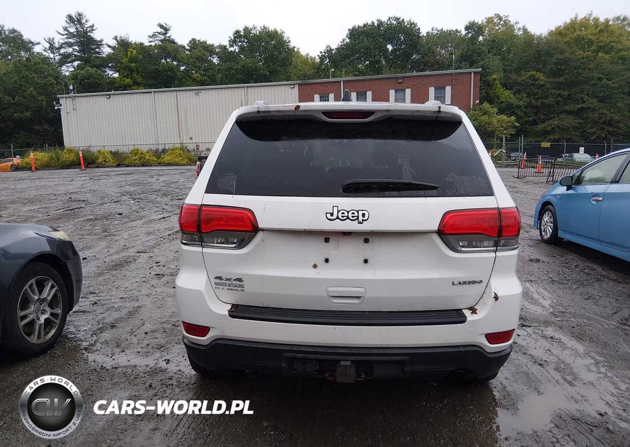 2014 Jeep Grand Cherokee Laredo VIN:1C4RJFAG1EC158887 - 16