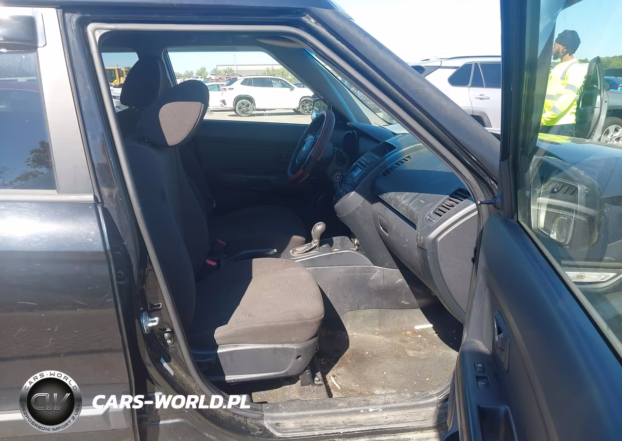 2012 Kia Soul VIN:KNDJT2A5XC7739731 - 5