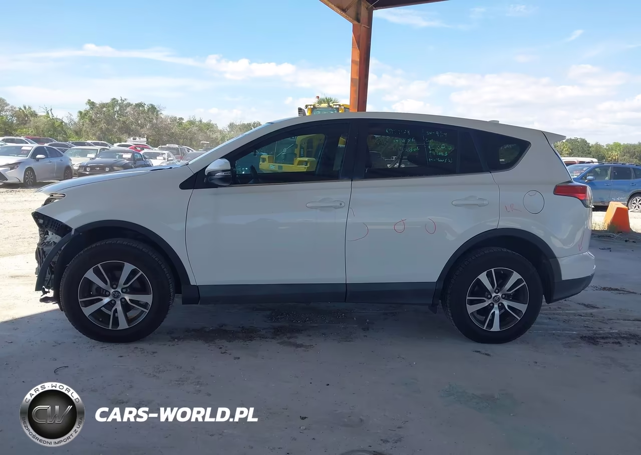 2016 Toyota Rav4 Xle VIN:2T3RFREV1GW483535 - 14