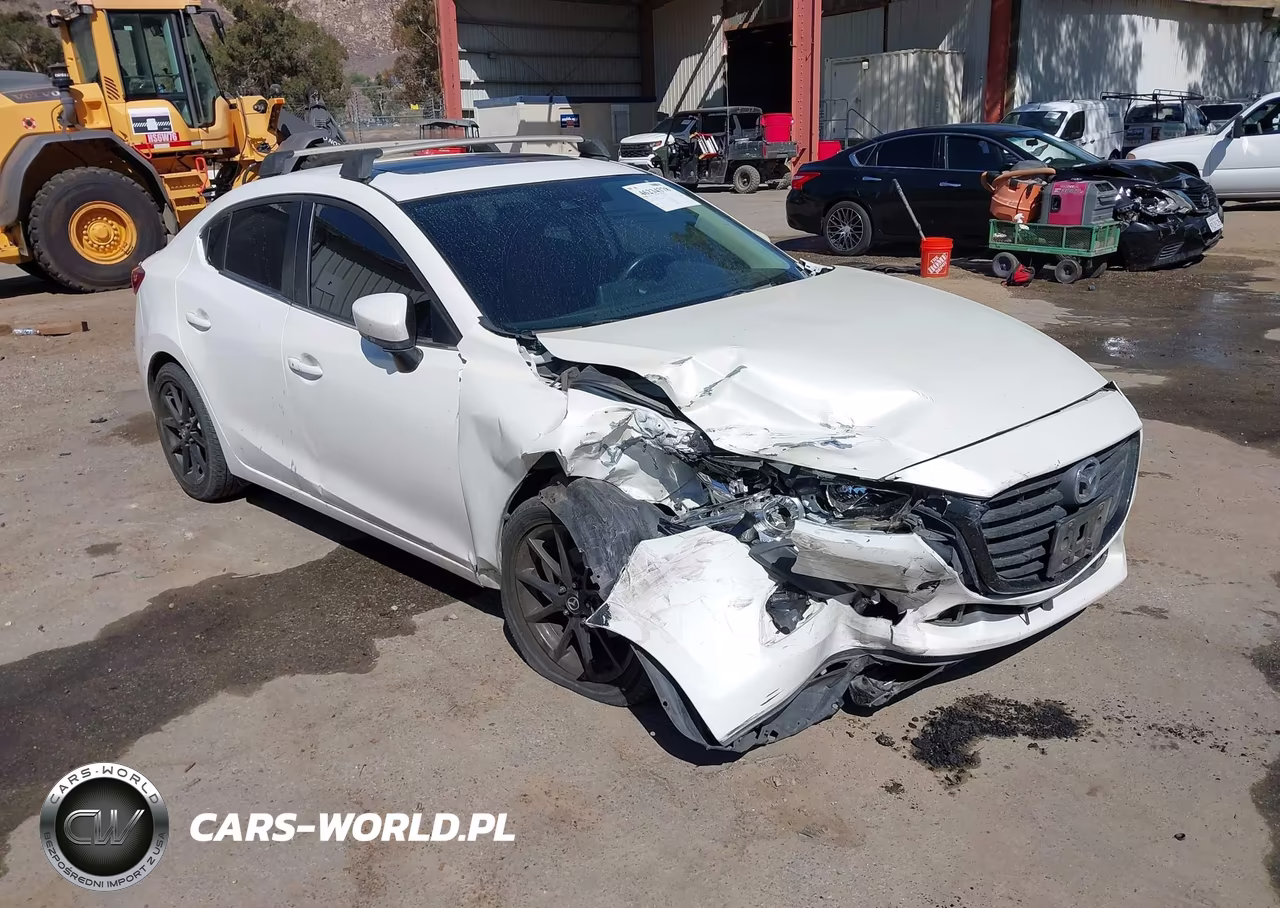 2018 Mazda Mazda3 Touring VIN:3MZBN1V34JM216710 - 1