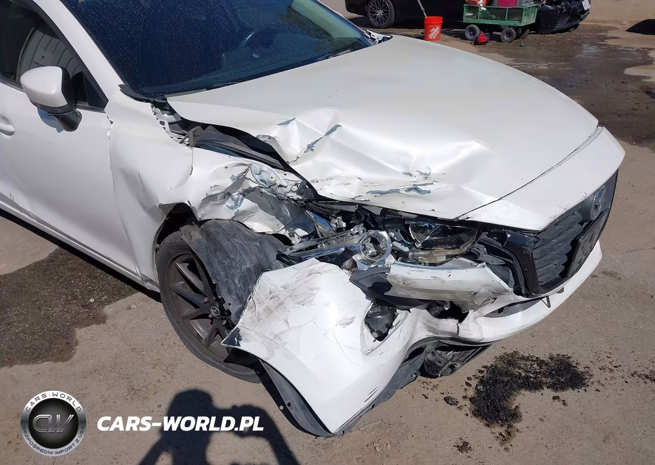 2018 Mazda Mazda3 Touring VIN:3MZBN1V34JM216710 - 6