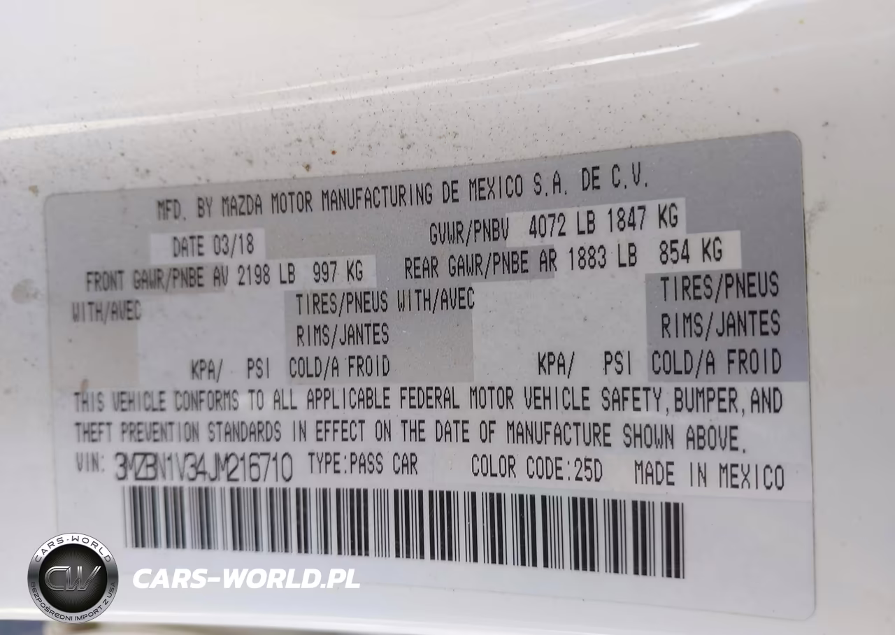 2018 Mazda Mazda3 Touring VIN:3MZBN1V34JM216710 - 9