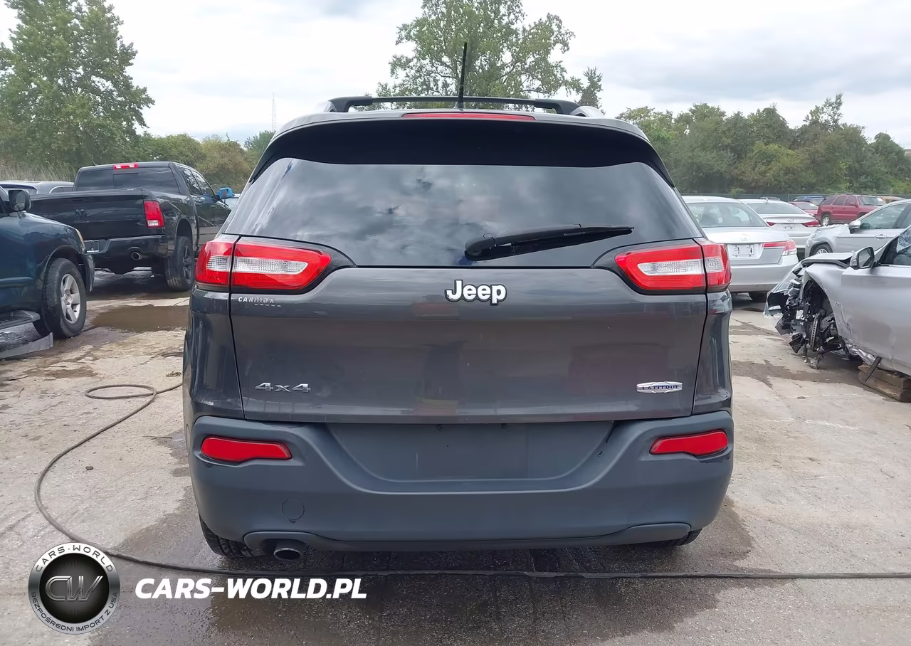 2014 Jeep Cherokee Latitude VIN:1C4PJMCB5EW248183 - 16