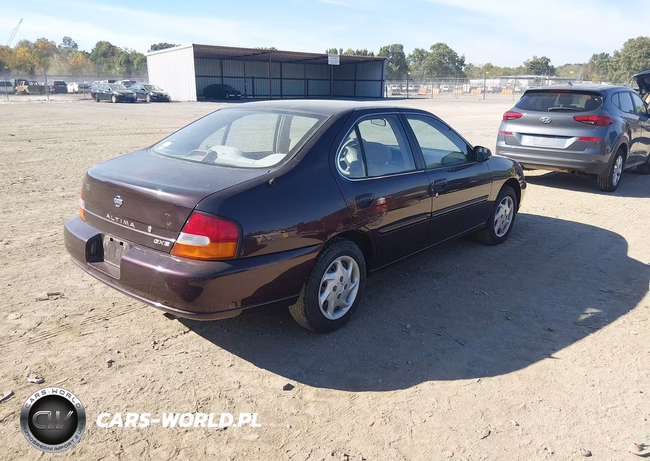 1999 Nissan Altima Xe-Gxe-Se-Gle VIN:1N4DL01D8XC196780 - 4