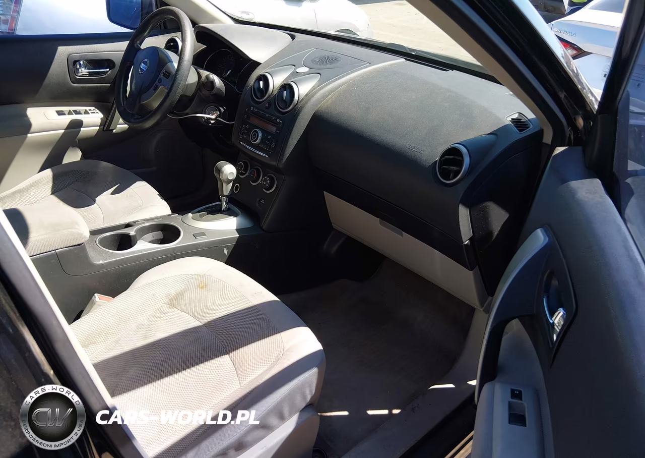2012 Nissan Rogue S VIN:JN8AS5MT1CW605814 - 5