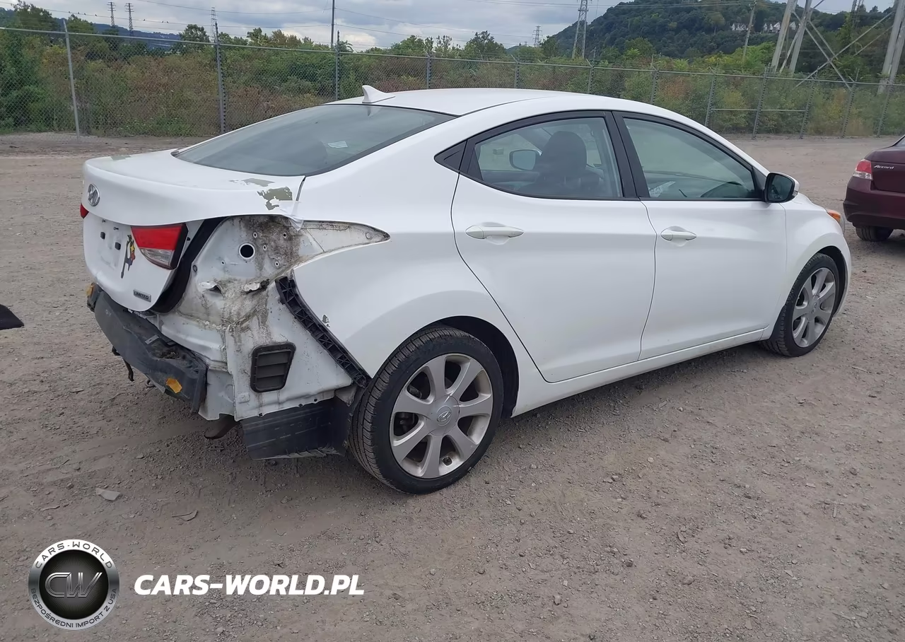 2013 Hyundai Elantra Limited VIN:5NPDH4AE2DH280458 - 4