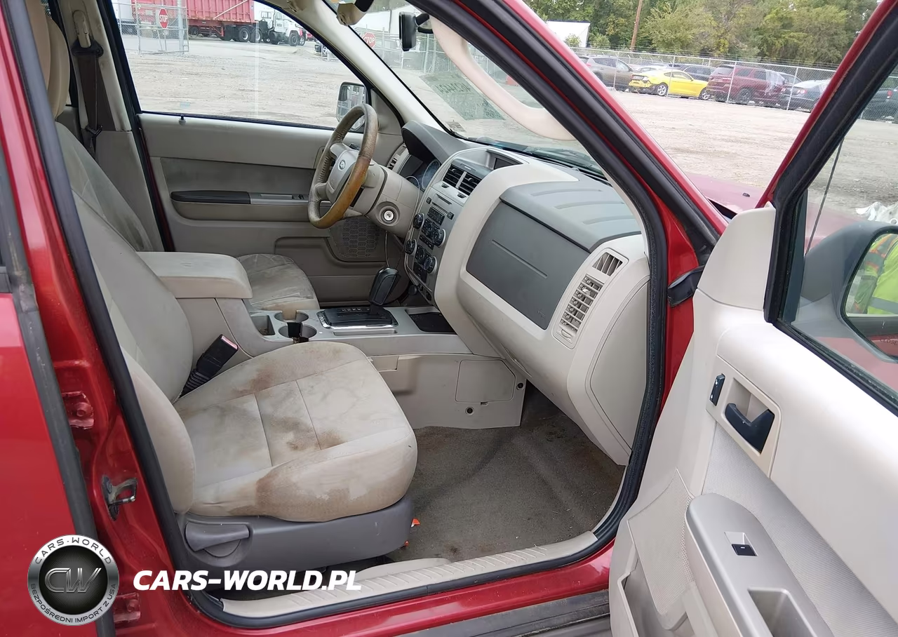 2010 Ford Escape Xlt VIN:1FMCU0DG7AKC44142 - 5