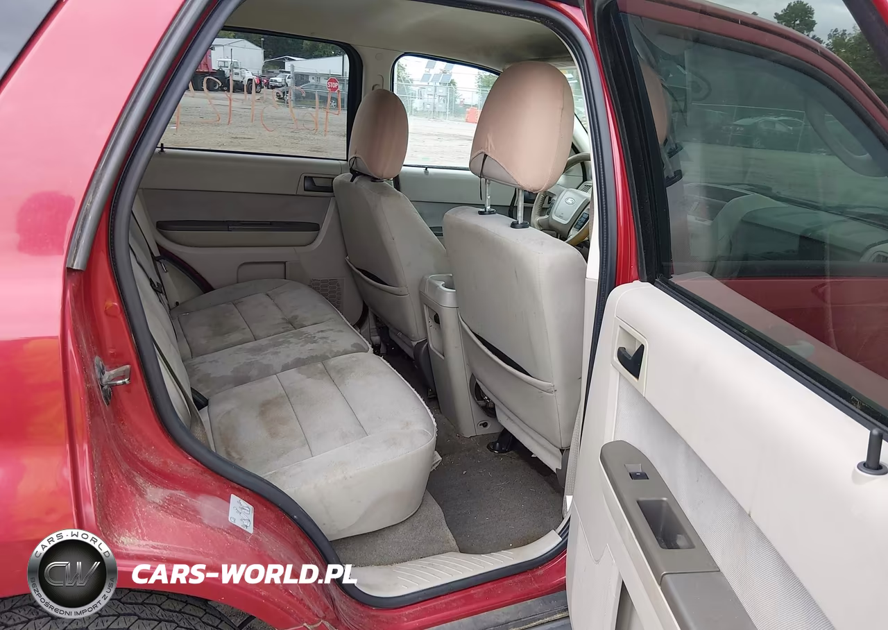 2010 Ford Escape Xlt VIN:1FMCU0DG7AKC44142 - 8