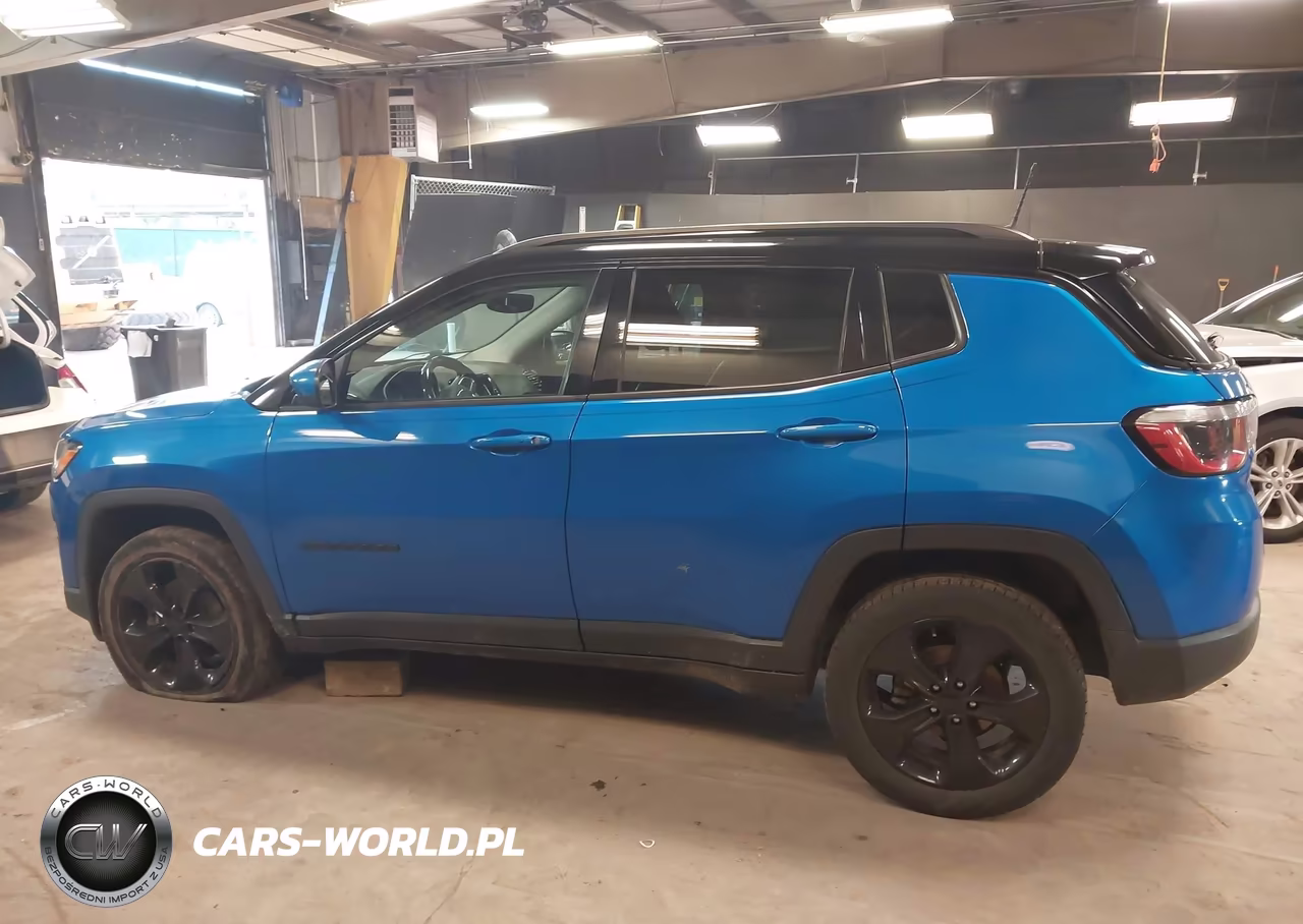 2019 Jeep Compass Altitude 4X4 VIN:3C4NJDBB5KT697938 - 14