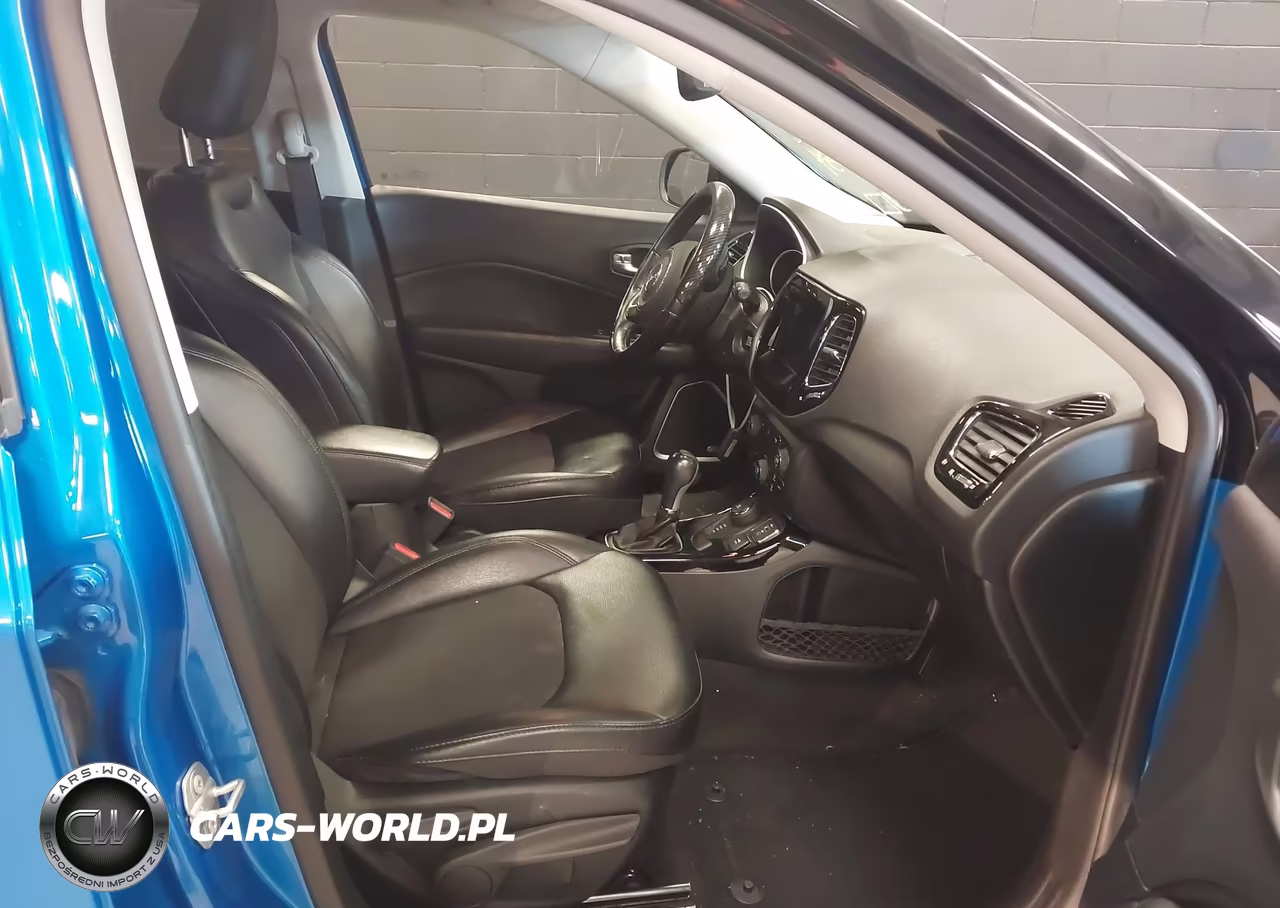 2019 Jeep Compass Altitude 4X4 VIN:3C4NJDBB5KT697938 - 5