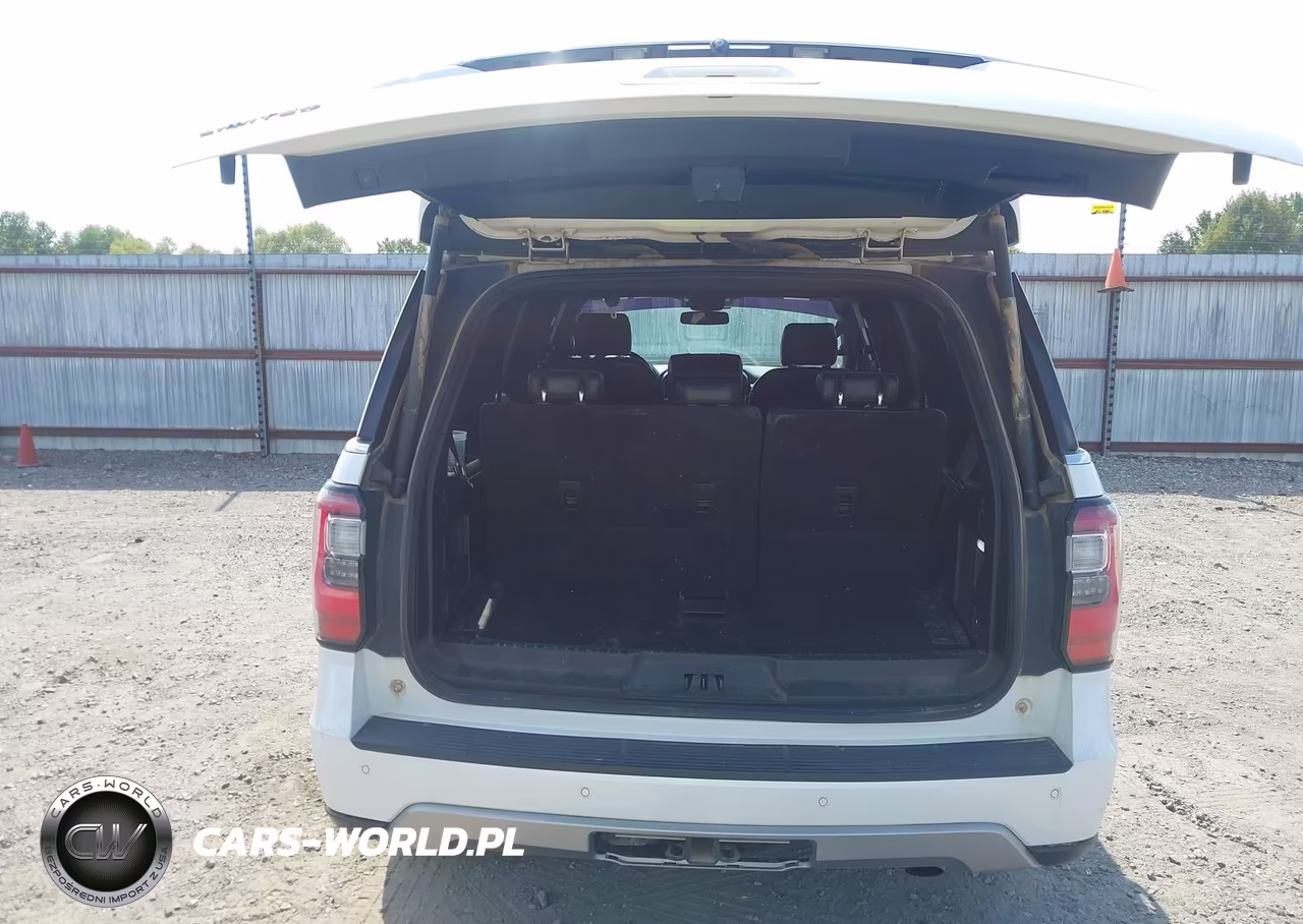 2018 Ford Expedition Limited VIN:1FMJU1KT9JEA60333 - 18
