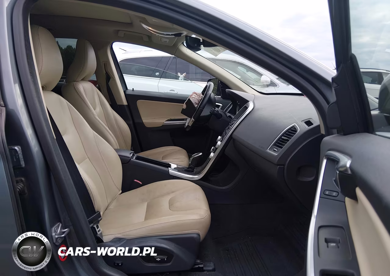 2016 Volvo Xc60 T5 Premier VIN:YV4612RK1G2843319 - 5